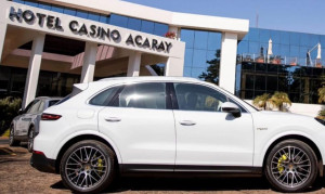 El Hotel Casino Acaray incorpora puntos de carga para autos eléctricos